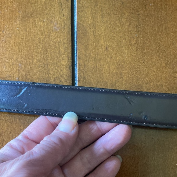 Men’s belt size 46/48. Approximately 52 inches long. Double sided. - Picture 9 of 13